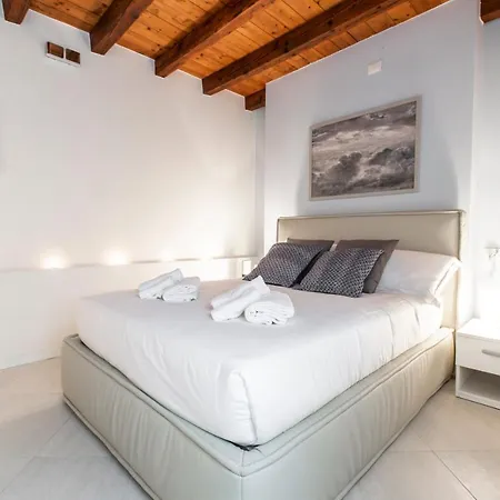 Venetian Exclusive R&r Apartman