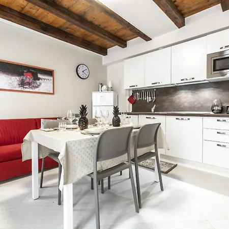 Venetian Exclusive R&r Apartman *